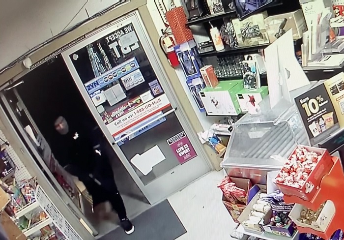 New Video footage of Wayside Shell Station Robbery Released