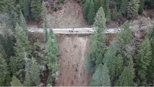 Mudslide Reduces Traffic on HWY 49
