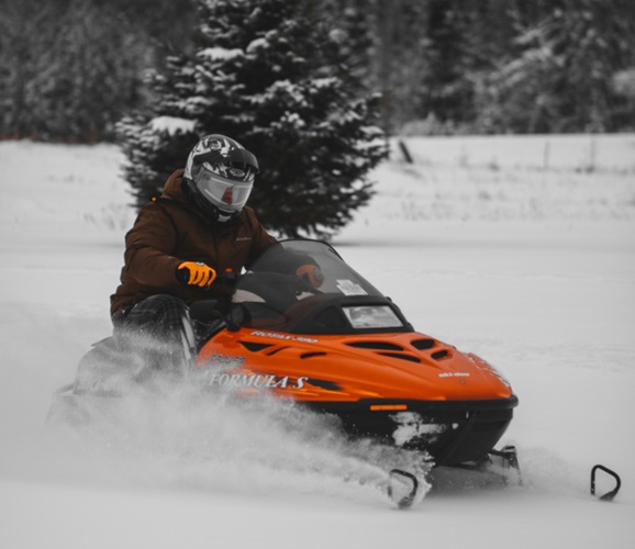 Quincy Man Hospitalized After Crashing his Snowmobile into a Rock in the Plumas National Forest