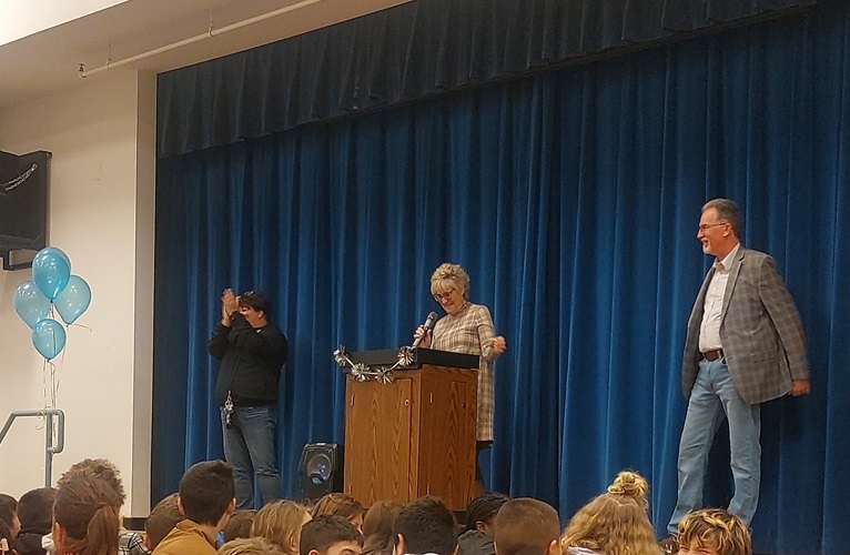 Diamond View Middle School Shines Bright- Earning State Recognition