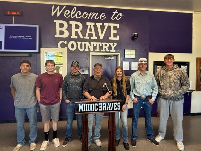 Modoc High School Celebrates Rodney Grier