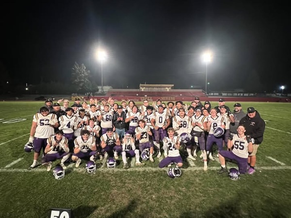 Corning vs Lassen High School Football Playoff Game Preview