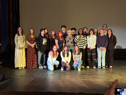 Portola High Seniors Sweep Plumas Arts Poetry Out Loud Competition