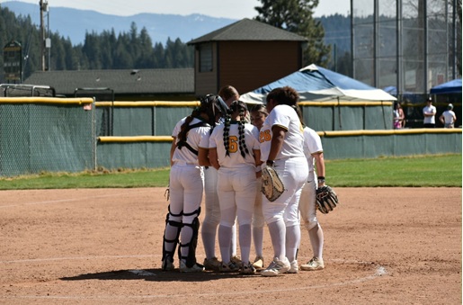 Golden Eagles 15-3 and 9-3 over College of the Redwoods