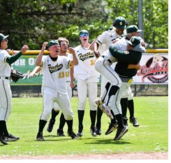 Hail Delivers in the Biggest Moments for Golden Eagles Baseball