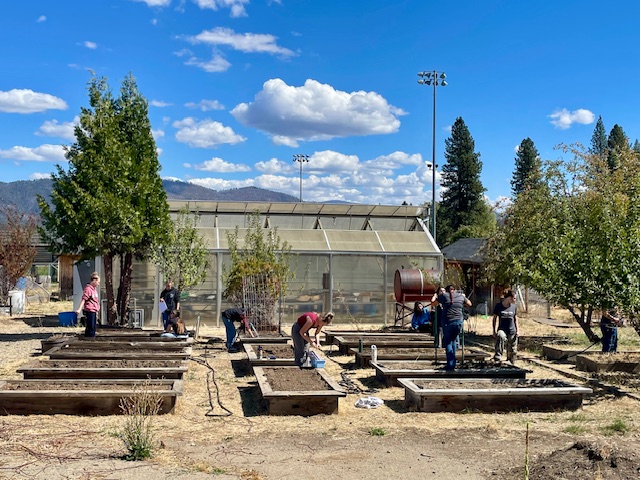 Indian Valley Academy Empowers Students with Hands-On Garden Project and Community Partnership